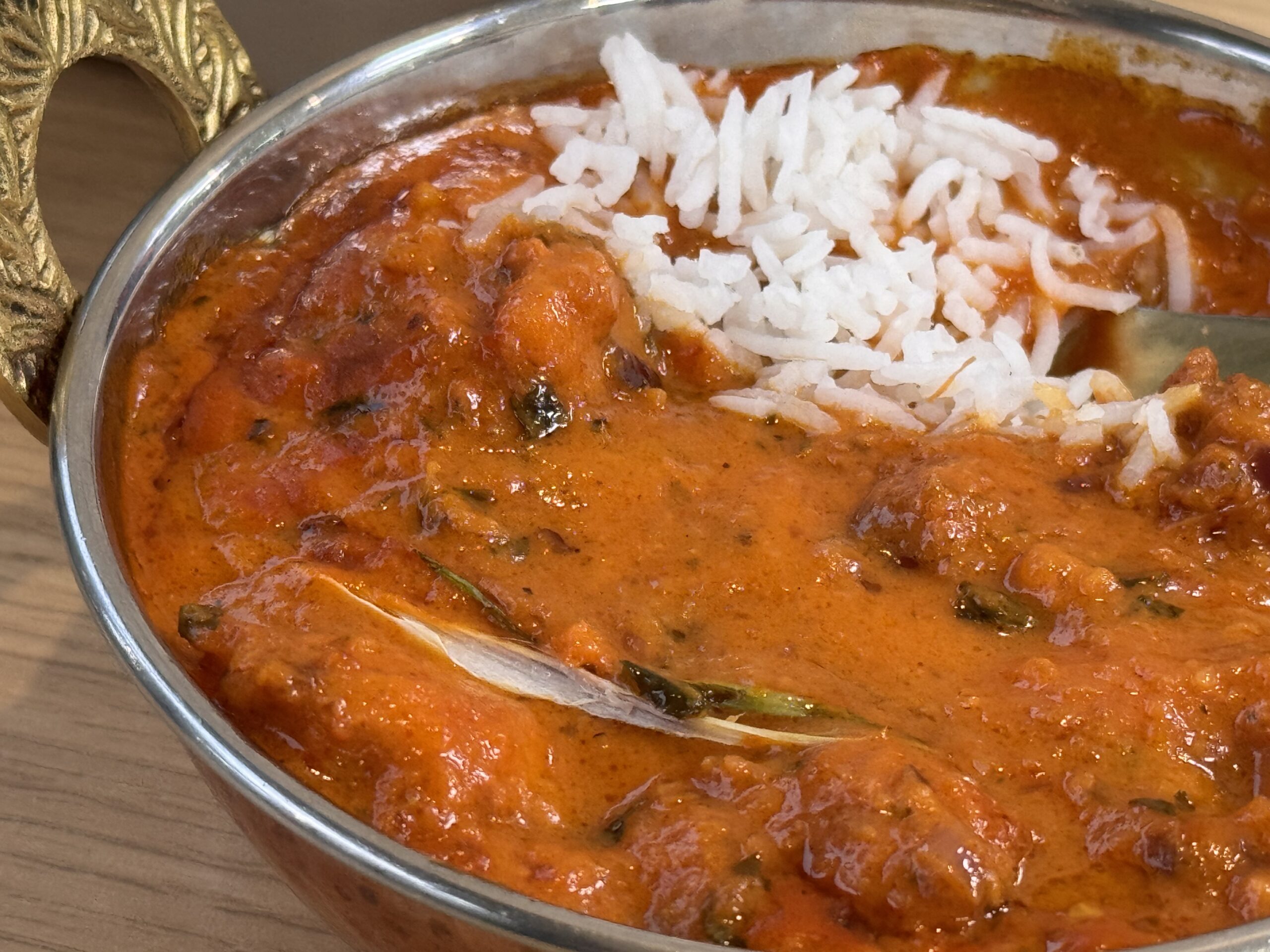 Блюдо Tikka Masala в непальском ресторане Machhapuchhre в Бухаресте